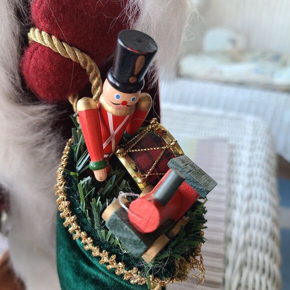 Vintage Old World Father Christmas Kris Kringle Santa Claus Figurine Decoration - Picture 6 of 10